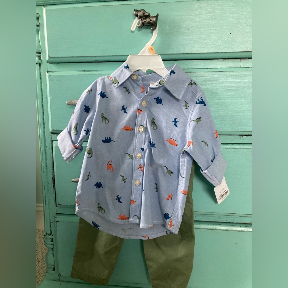 Carter’s 12 month Dinosaur Outfit
